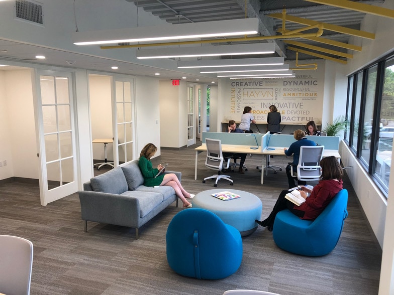 More Photos Of 320 Boston Post Rd, Darien Office For Lease