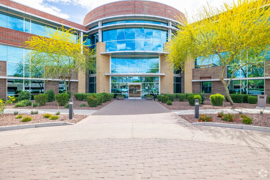 More Photos Of 8800 E Raintree Dr, Scottsdale Office For Lease