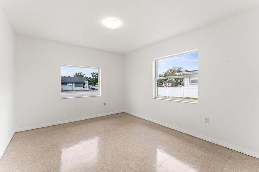 More Photos Of 1000 N MacDill Ave, Tampa Medical For Lease