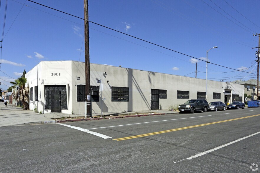 More Photos Of 3901 Broadway Pl, Los Angeles Warehouse For Lease