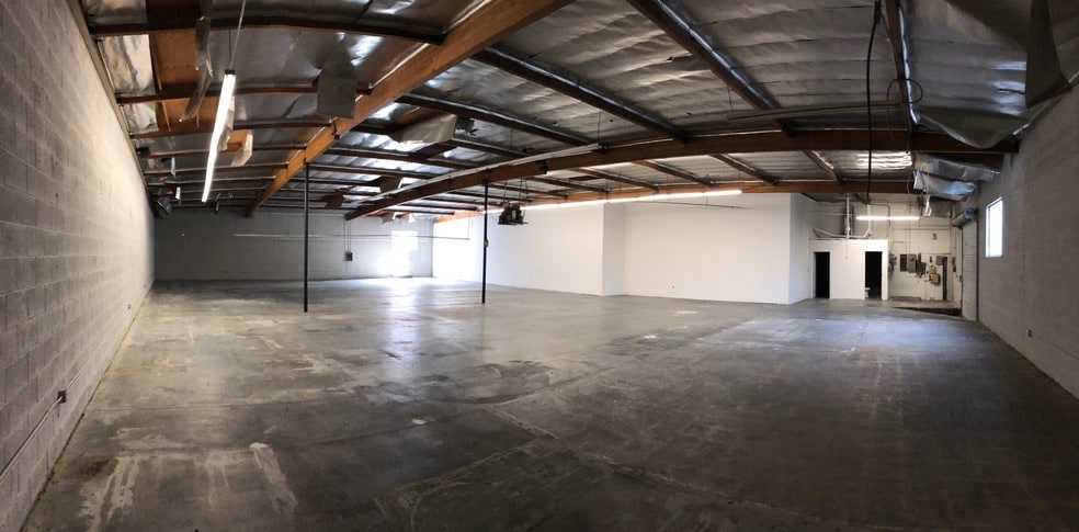 More Photos Of 1107 E 7th St, Los Angeles Manufacturing For Lease