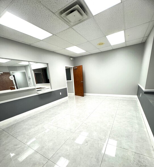 More Photos Of 1287 N Semoran Blvd, Orlando Medical For Lease