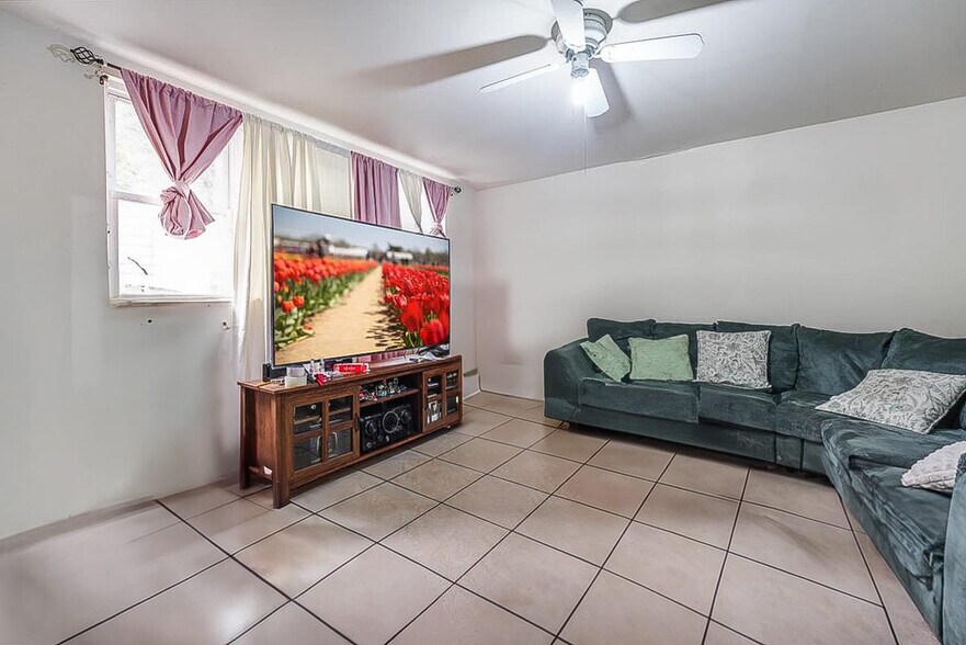 More Photos Of 115 34th St, Union City Apartments For Sale