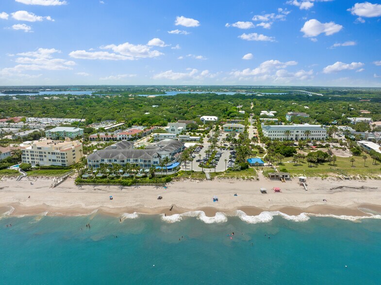 More Photos Of 1050 Easter Lily Ln, Vero Beach Apartments For Sale