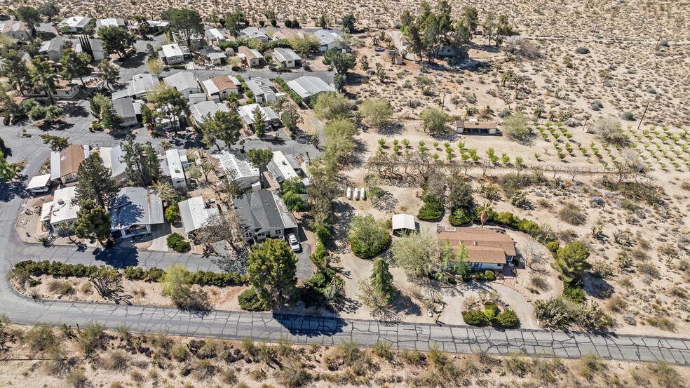 More Photos Of 16754 E Avenue X, Llano Manufactured Housing Mobile Home Park For Sale