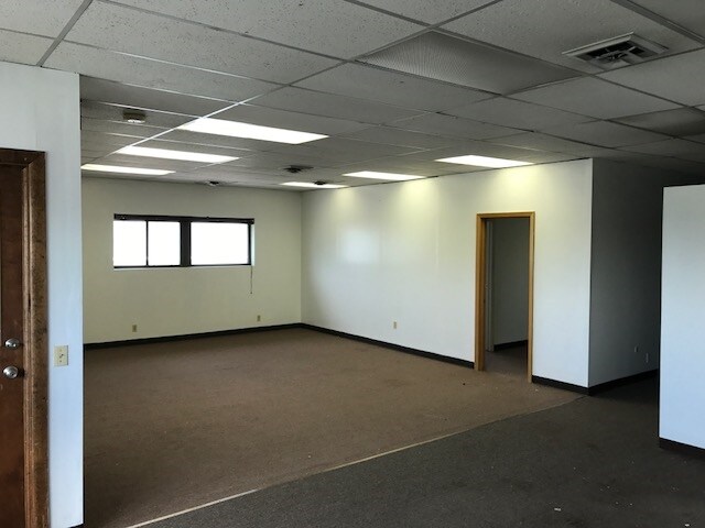 More Photos Of 113 E Taft Rd, North Syracuse Medical For Lease