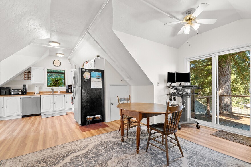More Photos Of 7919 Empire Grade, Santa Cruz Multifamily For Sale