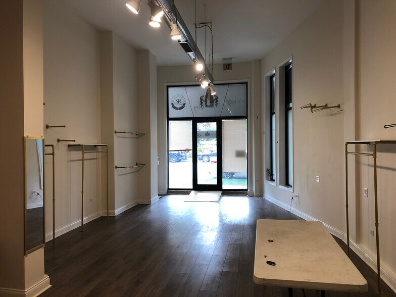 More Photos Of 2800-2802 W Chicago Ave, Chicago Apartments For Sale