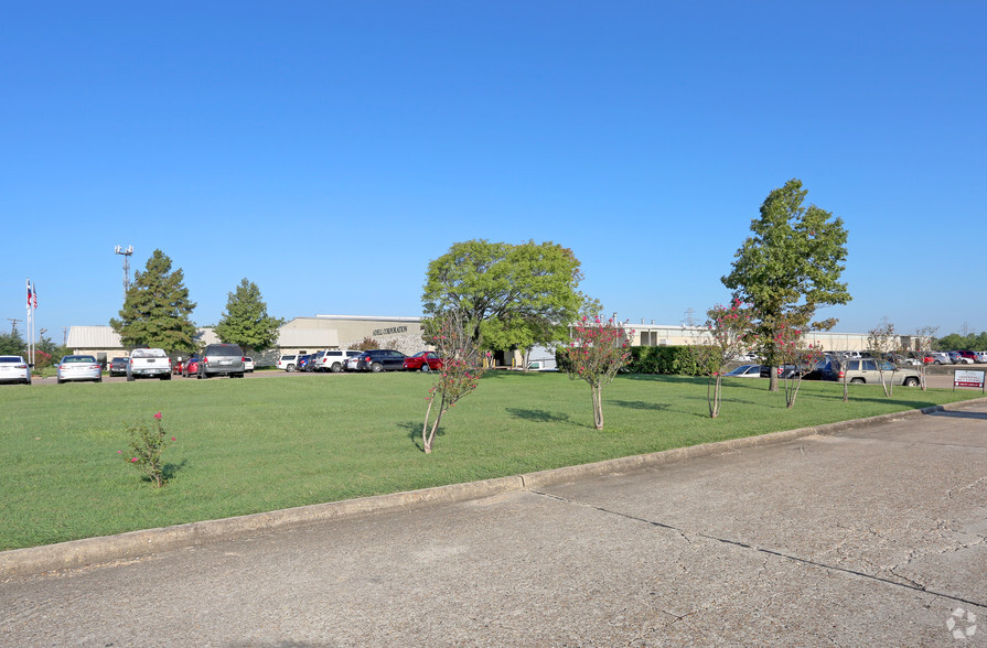 Primary Photo Of 325 US Highway 80, Sunnyvale Warehouse For Lease