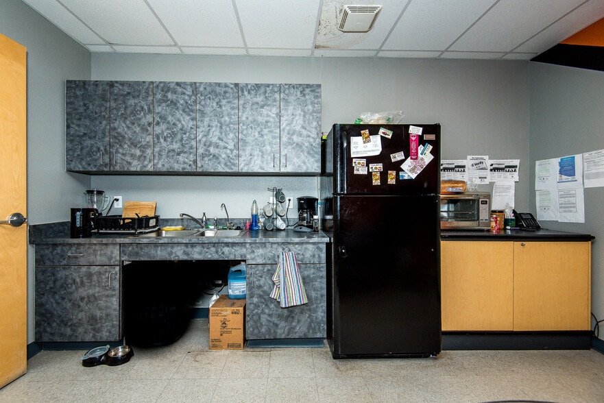 More Photos Of 2106 Highway 95, Bullhead City Auto Dealership For Sale