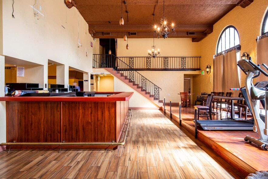 More Photos Of 2501-2511 Wilshire Blvd, Los Angeles Office For Lease