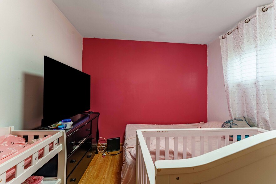 More Photos Of 2724 W 51st St, Chicago Storefront Retail Residential For Sale