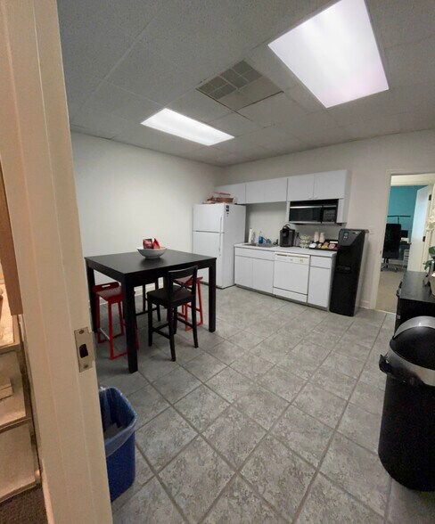 More Photos Of 1407 E Robinson St, Orlando Office For Lease