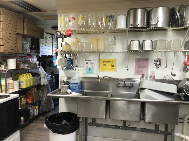 More Photos Of 3114 Chicago Dr, Hudsonville Restaurant For Sale