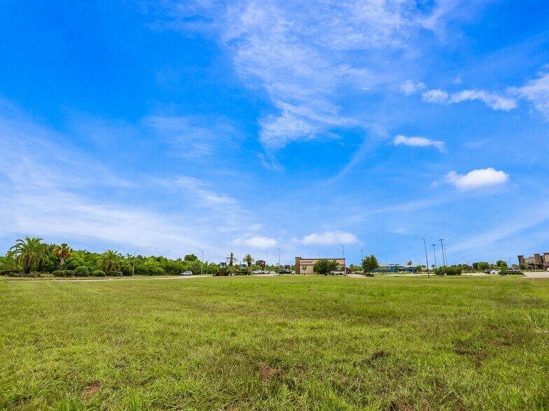 More Photos Of 11450 Space Center Blvd, Houston Medical For Sale