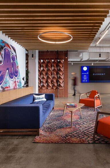 More Photos Of 6650 Rue Saint-Urbain, Montréal Office For Lease