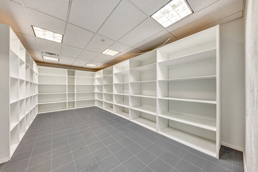 More Photos Of 1070 Baknsville Ave, Pittsburgh Lodge Meeting Hall For Sale