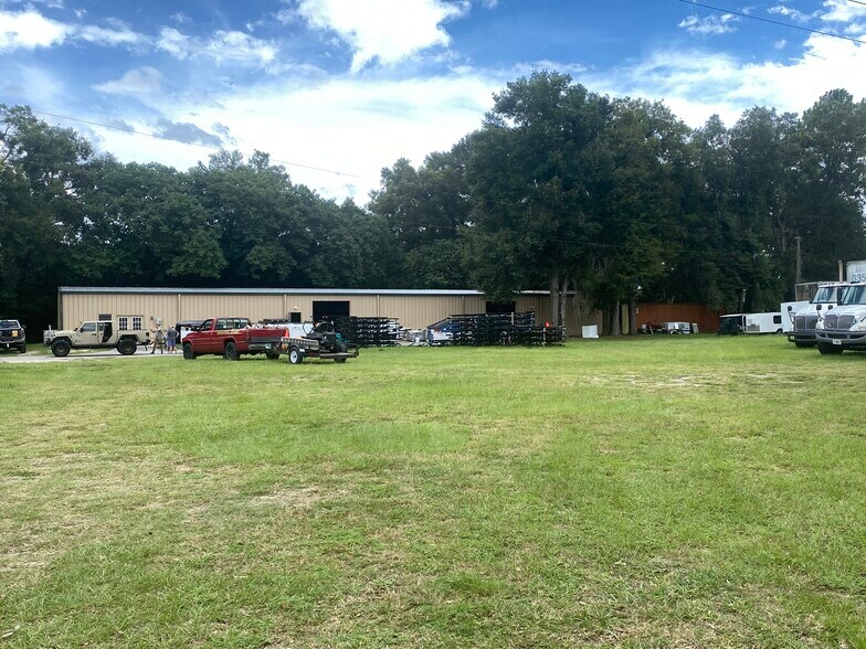 More Photos Of 7700 SE 129th Pl, Summerfield Industrial For Sale