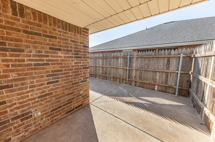 More Photos Of 602 N Belmont, Lubbock Apartments For Sale