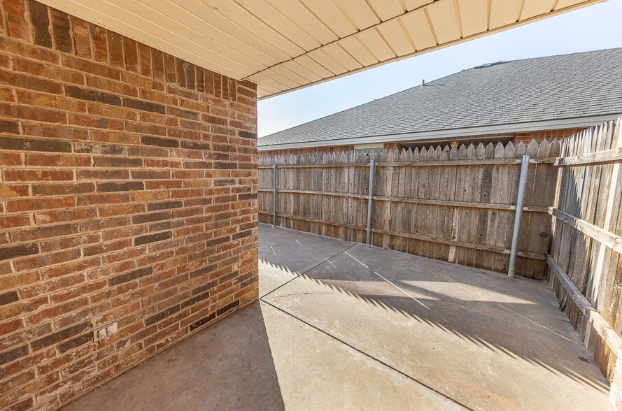 More Photos Of 602 N Belmont, Lubbock Apartments For Sale