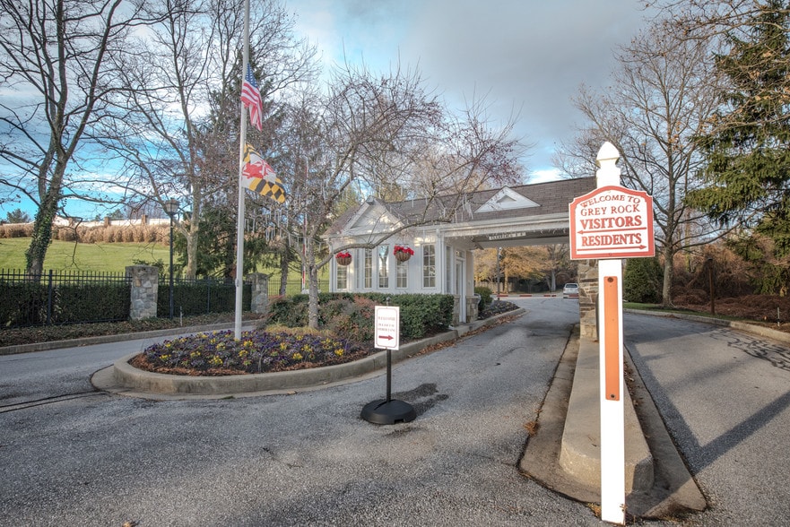 More Photos Of 400 Clifton Ct, Pikesville Lodge Meeting Hall For Sale