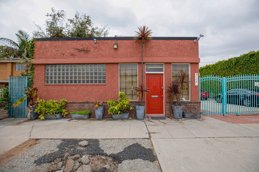 More Photos Of 2170-2178 E Villa St, Pasadena Storefront Retail Residential For Sale