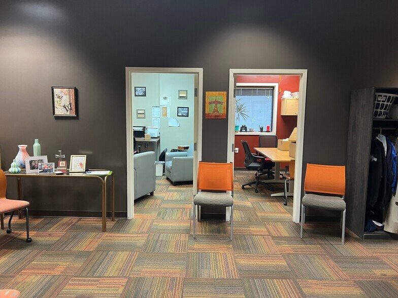 More Photos Of 1925 E Livingston Ave, Columbus Warehouse For Sale