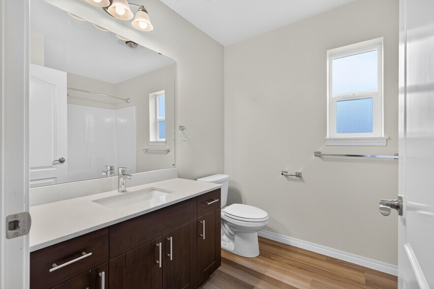 More Photos Of , Lynden Multifamily For Sale