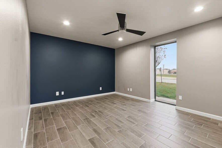 More Photos Of 107 Rice Ln, Huntsville Warehouse For Sale