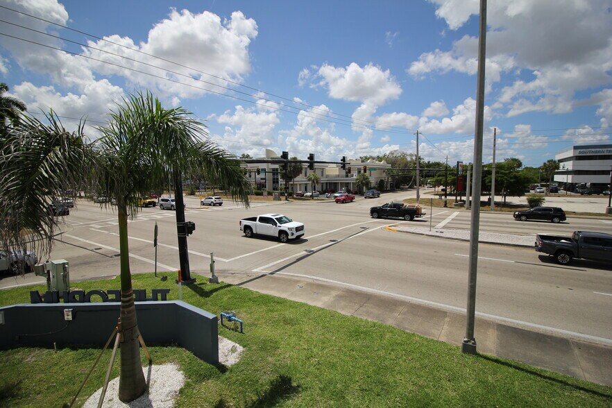 More Photos Of 1705 Colonial Blvd, Fort Myers Medical For Lease