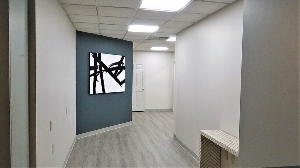 More Photos Of 50 Bridge St, Manchester Office For Lease
