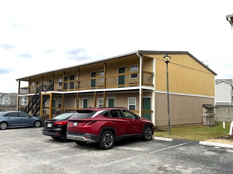 Primary Photo Of 223 Lanier Dr, Statesboro Apartments For Sale