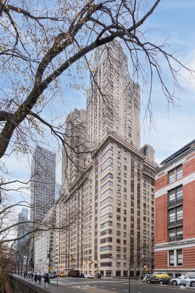 More Photos Of 25 Central Park W, New York Apartments For Lease
