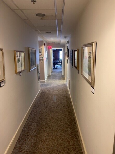 More Photos Of 222 Delaware St, New Castle Restaurant For Lease