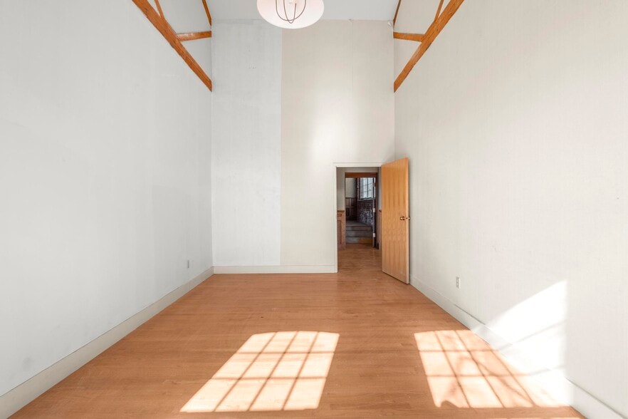 More Photos Of 495 Blake St, New Haven Office For Lease