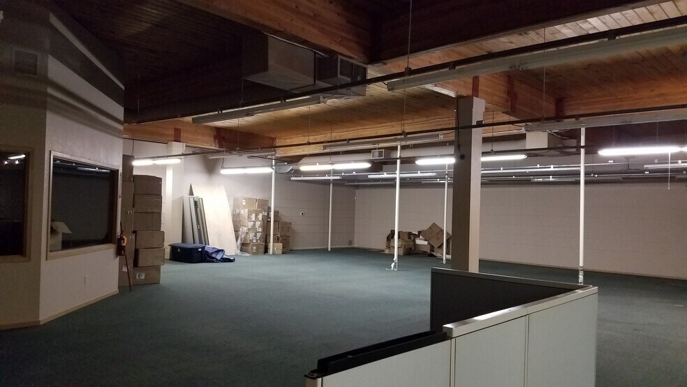 More Photos Of 17869 WA-536, Mount Vernon Office For Lease