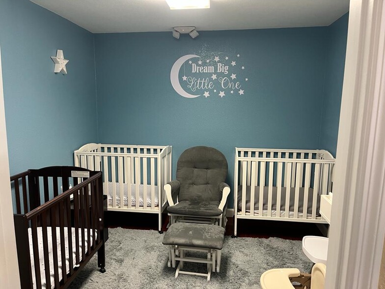 More Photos Of 1329 E Altamonte Dr, Altamonte Springs Daycare Center For Lease