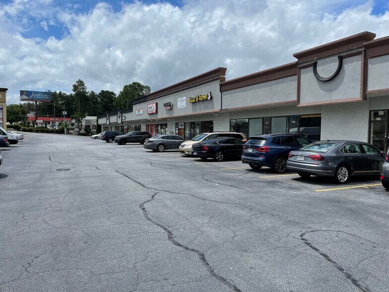 More Photos Of 4013 Jonesboro Rd, Forest Park Unknown For Lease