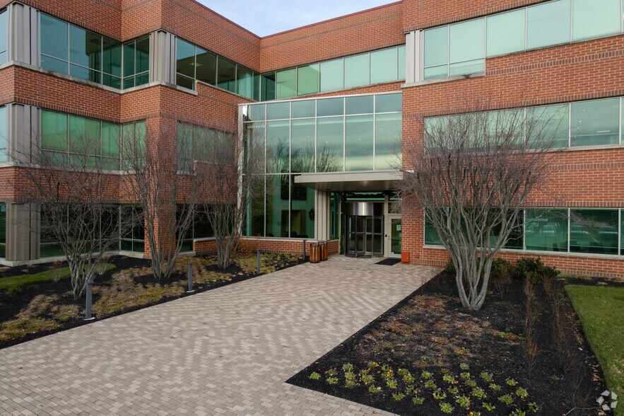 More Photos Of 800 Township Line Rd, Yardley Unknown For Lease