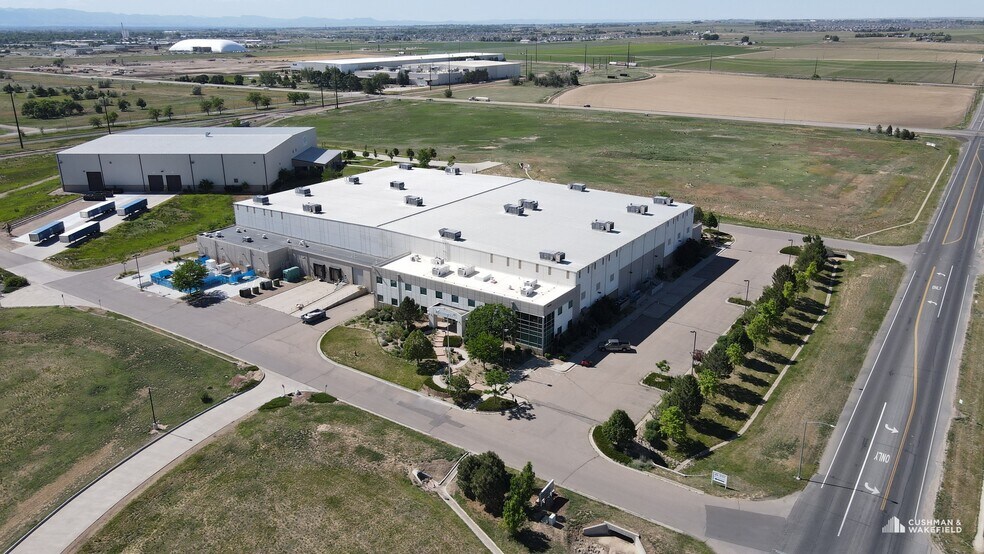 More Photos Of 31815 Great Western Dr, Windsor Manufacturing For Lease