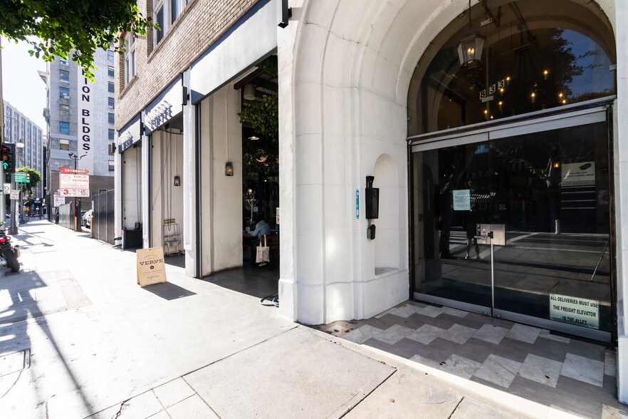 More Photos Of 833 S Spring St, Los Angeles Loft Creative Space For Lease