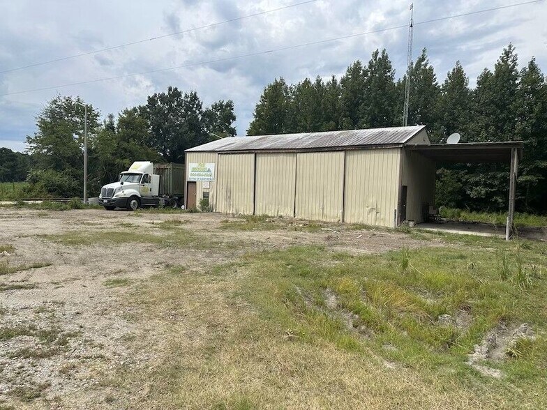 More Photos Of 812 St Paul Rd, Belhaven Industrial For Sale