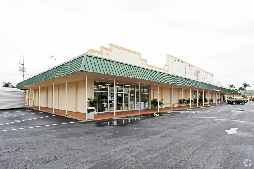 Primary Photo Of 113-117 S Deane Duff Ave, Clewiston Unknown For Lease