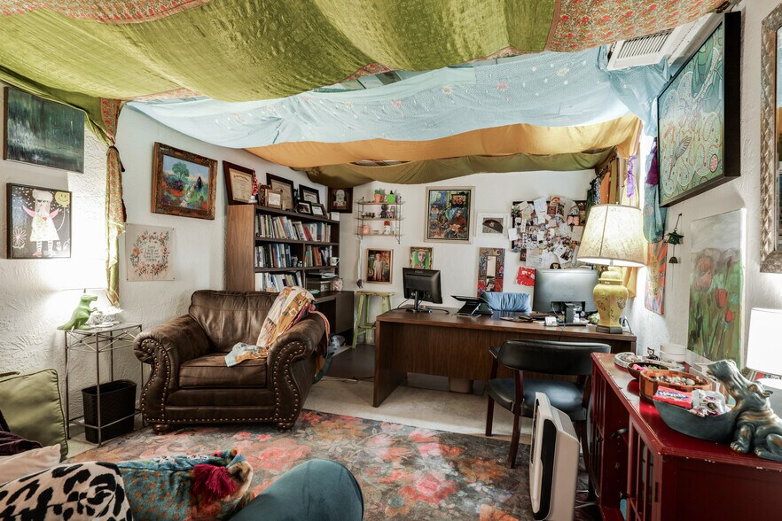 More Photos Of 2410 9th St, Wichita Falls Medical For Sale