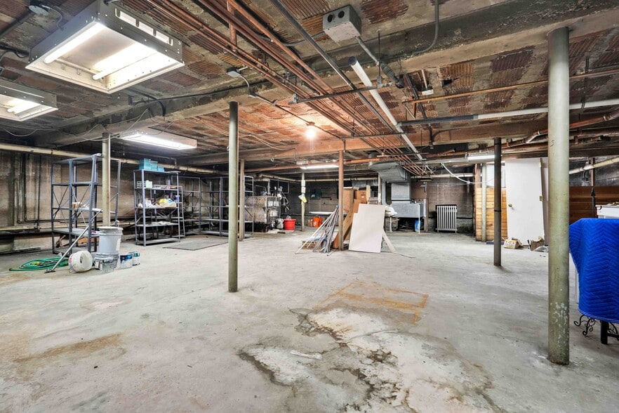 More Photos Of 50 School St, Glen Cove Office Residential For Sale
