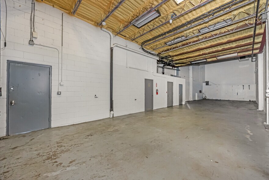 More Photos Of 57-11 58th St, Maspeth Warehouse For Sale