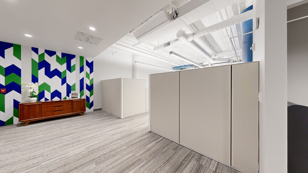 More Photos Of 260 E Main St, Rochester Medical For Lease