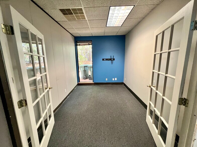 More Photos Of 1149 Executive Cir, Cary Office For Lease