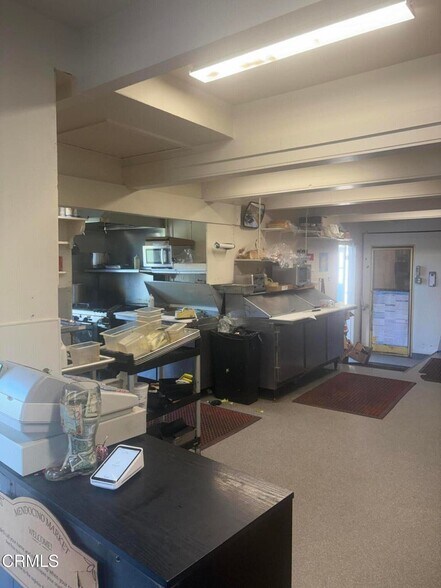 More Photos Of 45051 Ukiah st, Mendocino General Retail For Sale