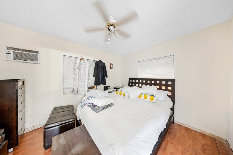 More Photos Of 1465 SW 4th St, Miami Apartments For Sale